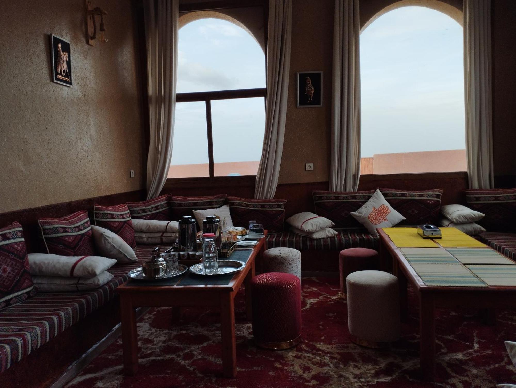 Dar Al Qanass Imane Hostel มิเดลท์ ภายนอก รูปภาพ