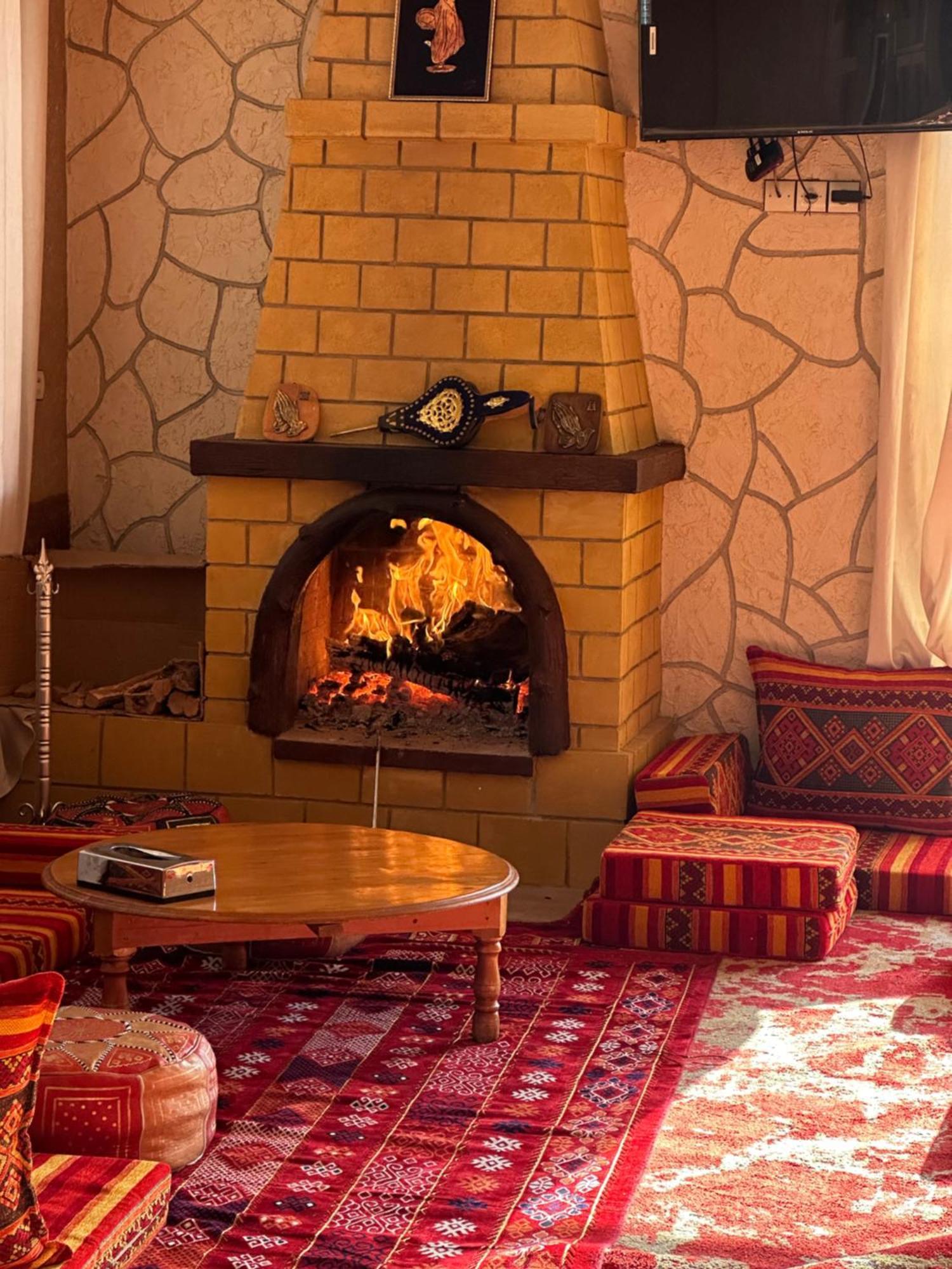 Dar Al Qanass Imane Hostel มิเดลท์ ภายนอก รูปภาพ