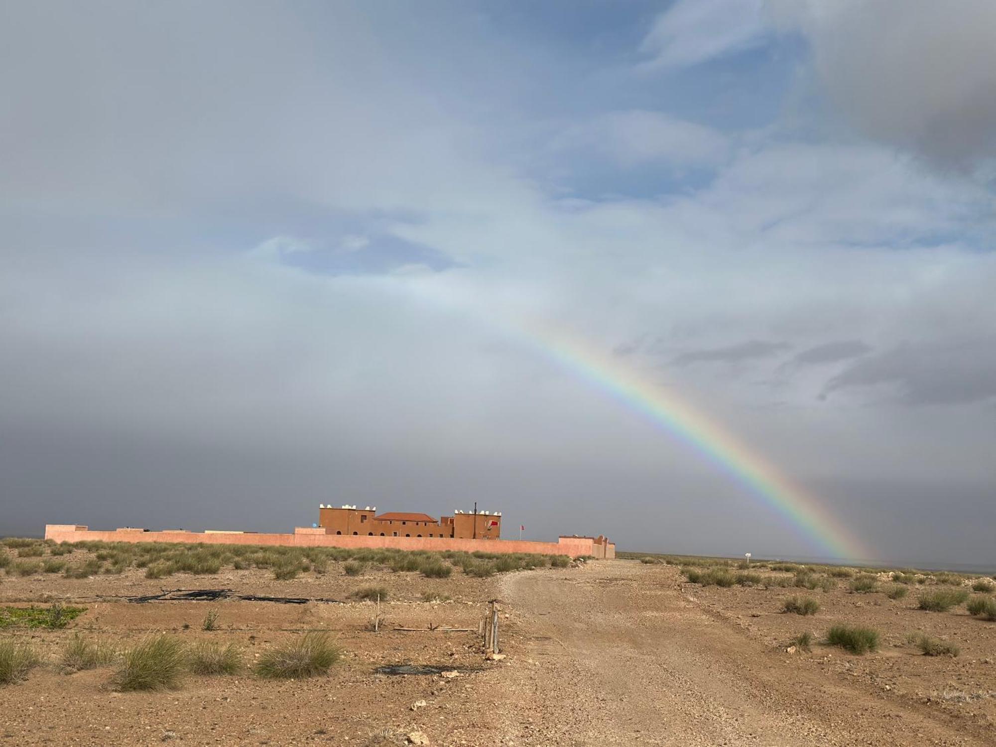 Dar Al Qanass Imane Hostel มิเดลท์ ภายนอก รูปภาพ